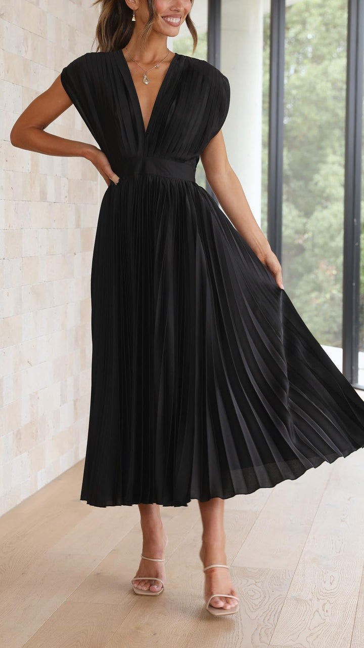 Maria Pleated Maxi Elite Collection