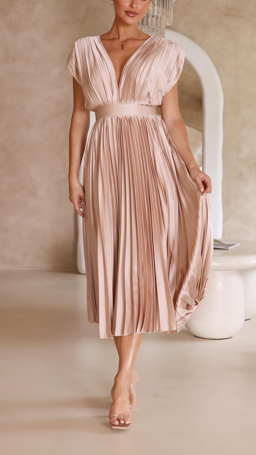 Maria Pleated Maxi Elite Collection