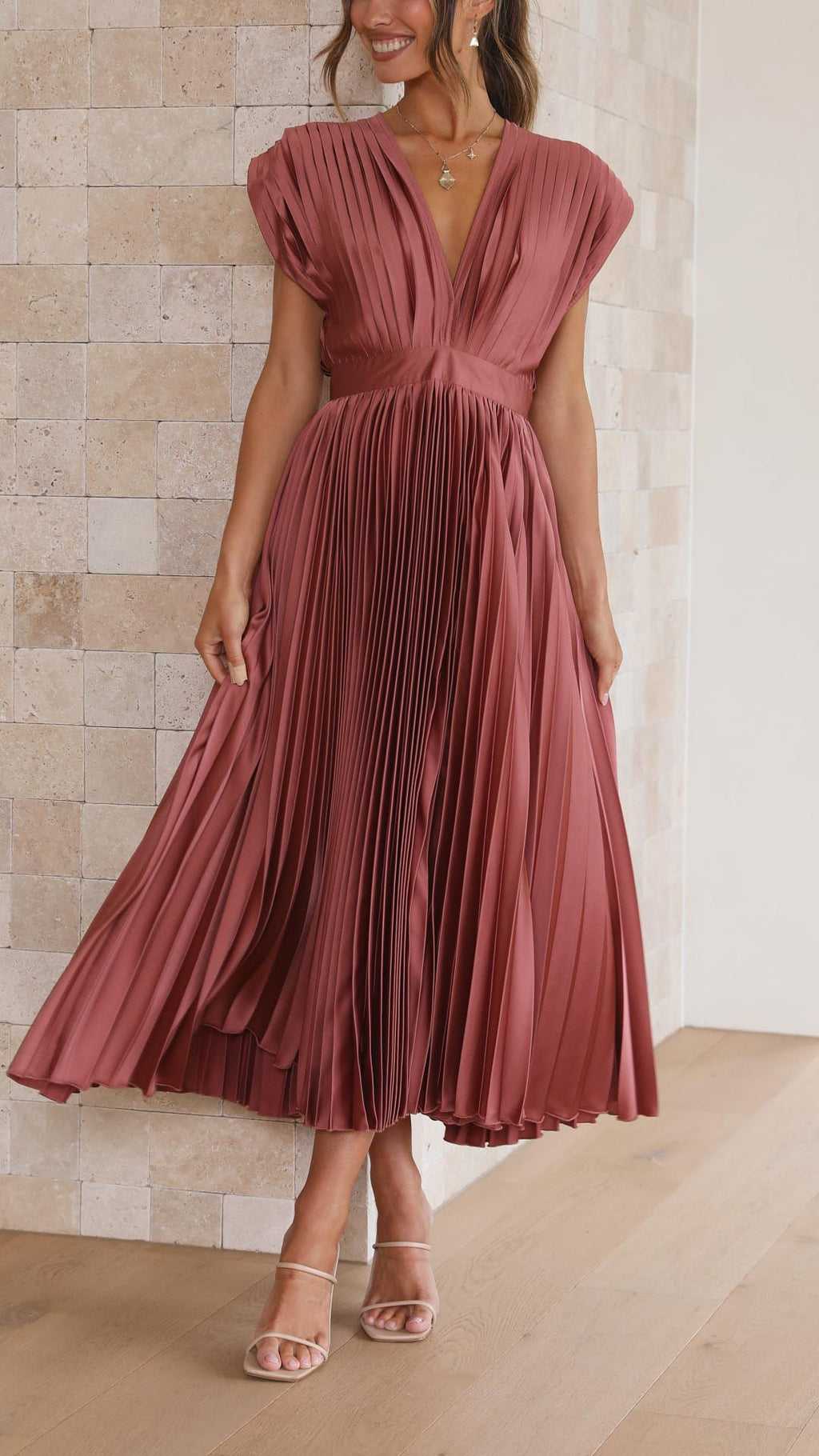 Maria Pleated Maxi Elite Collection
