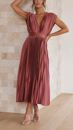 Maria Pleated Maxi Elite Collection