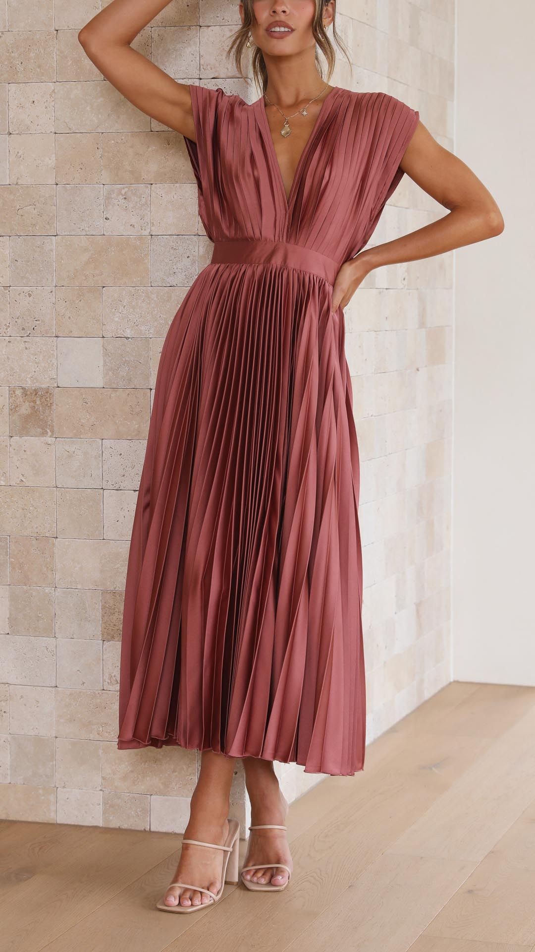 Maria Pleated Maxi Elite Collection