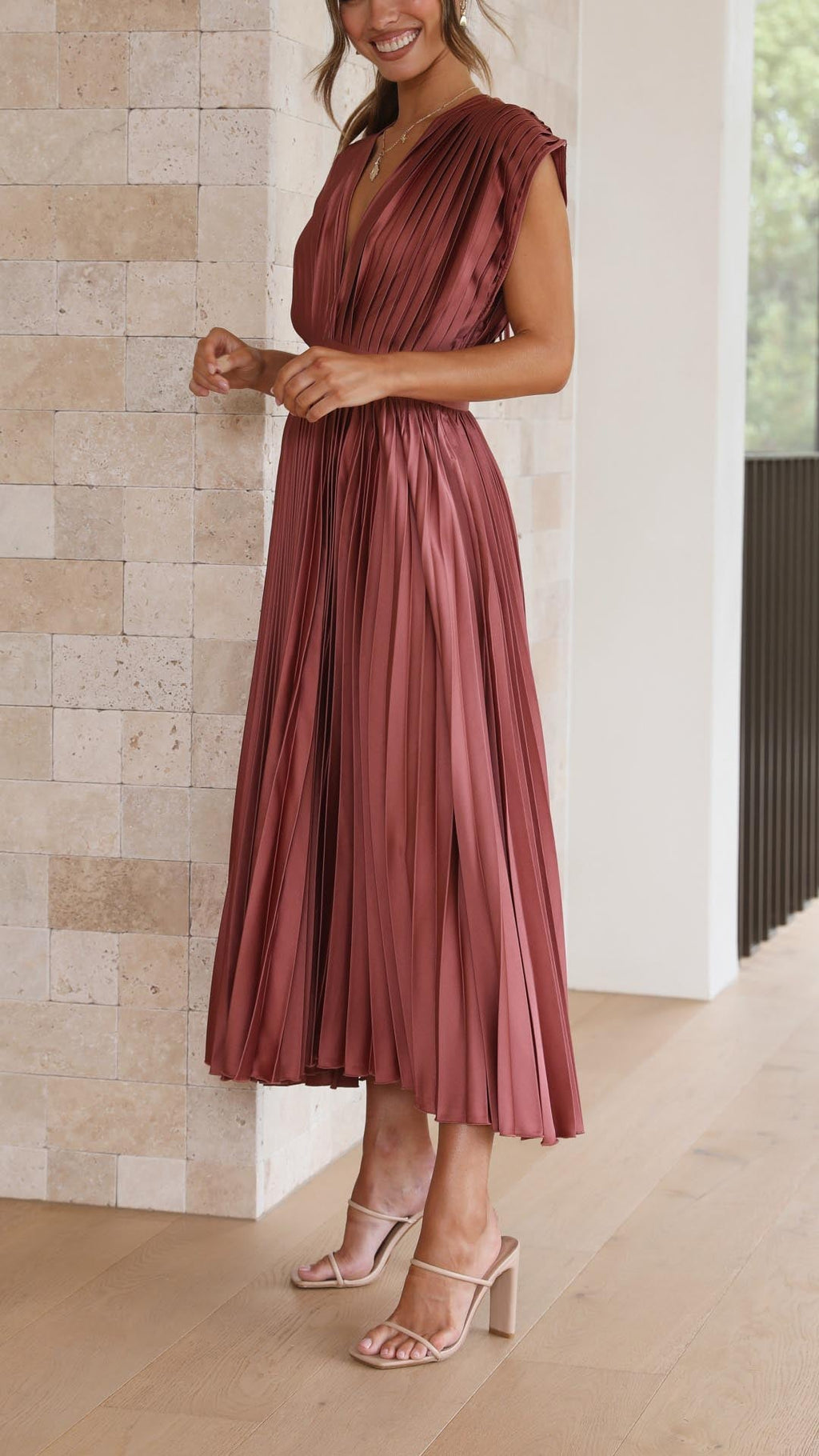 Maria Pleated Maxi Elite Collection