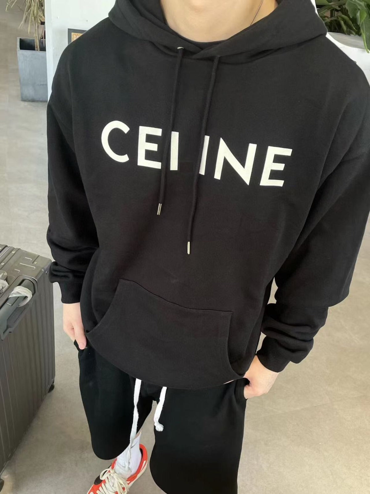 Heavy-Duty Letter Print Hoodie – Oversized Street Style Sweatshirt