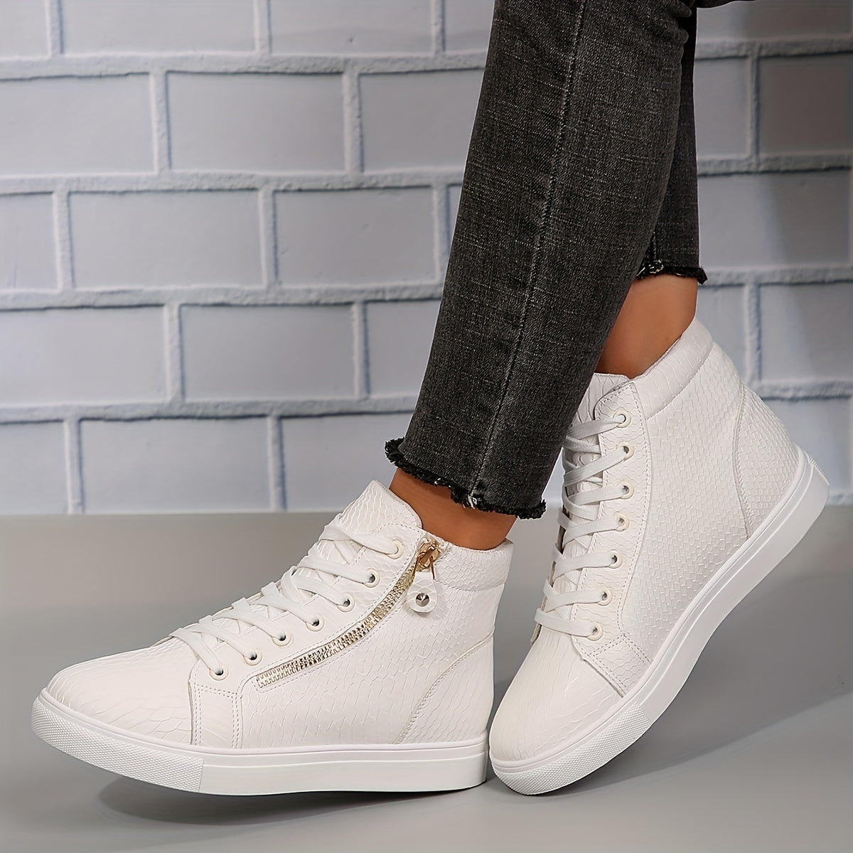 Astoria | Women's High Top Sneakers