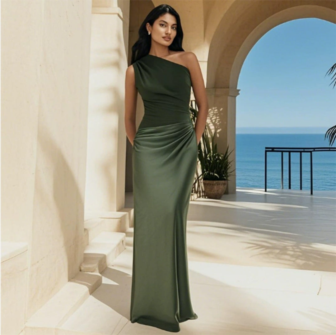 Solid Color Diagonal Collar Backless Sheath Casual Dress-HighTouch