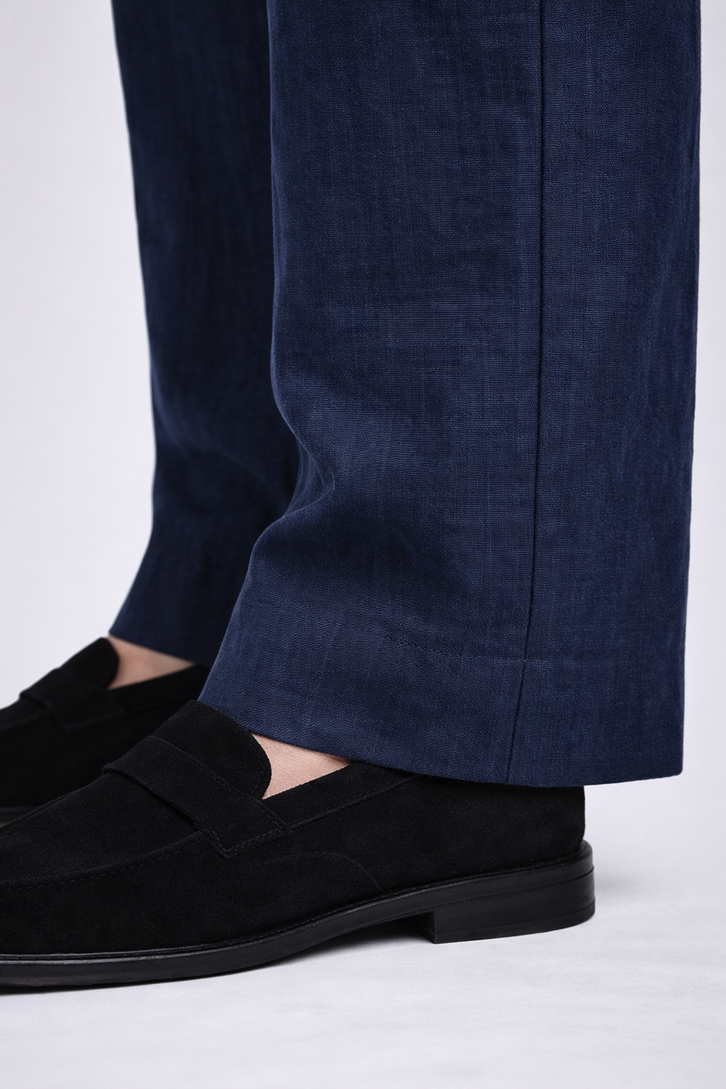 SmartHome Eco-Friendly LED Bulb: Brighten Your Space Sustainably