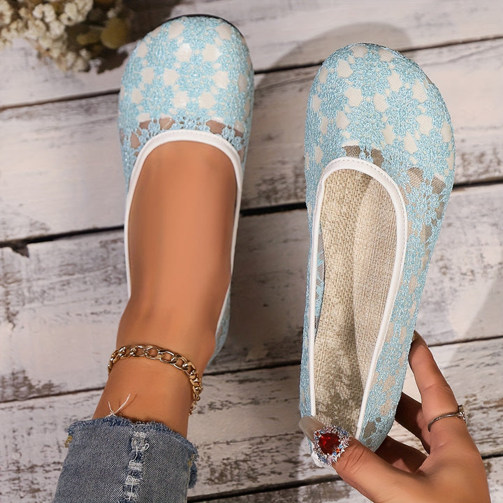 Wide Fit Shoes for Swollen Feet Women | Adjustable Slip-On Flats