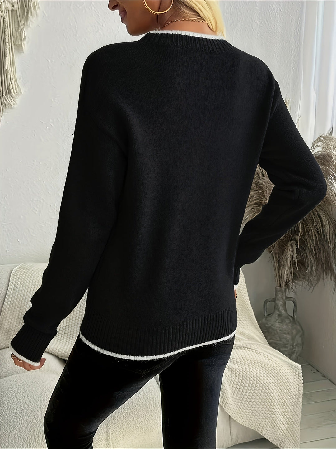 Women's Snowflake Crewneck Holiday Sweater