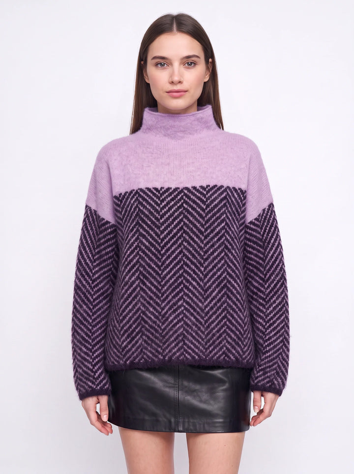 Chevrin Colorblock Mock Neck Sweater – Women Oversized Turtleneck Knit Chevron Pattern Winter Pullover Top