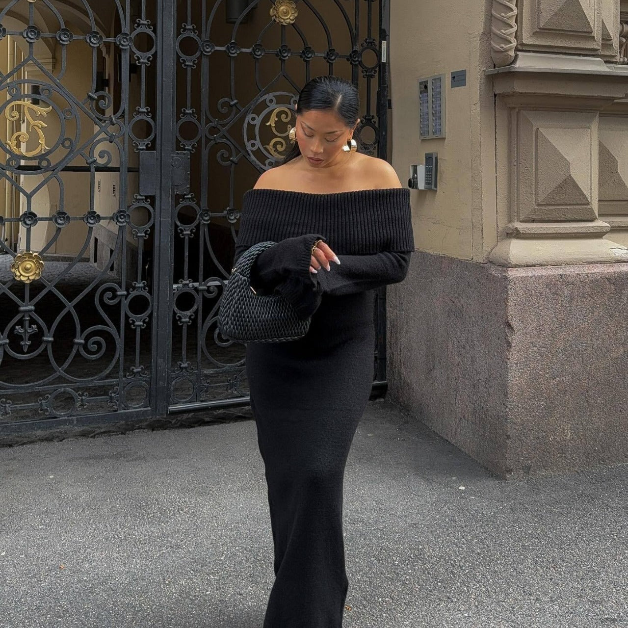 Off-Shoulder Knitted Skirt UK-HighTouch