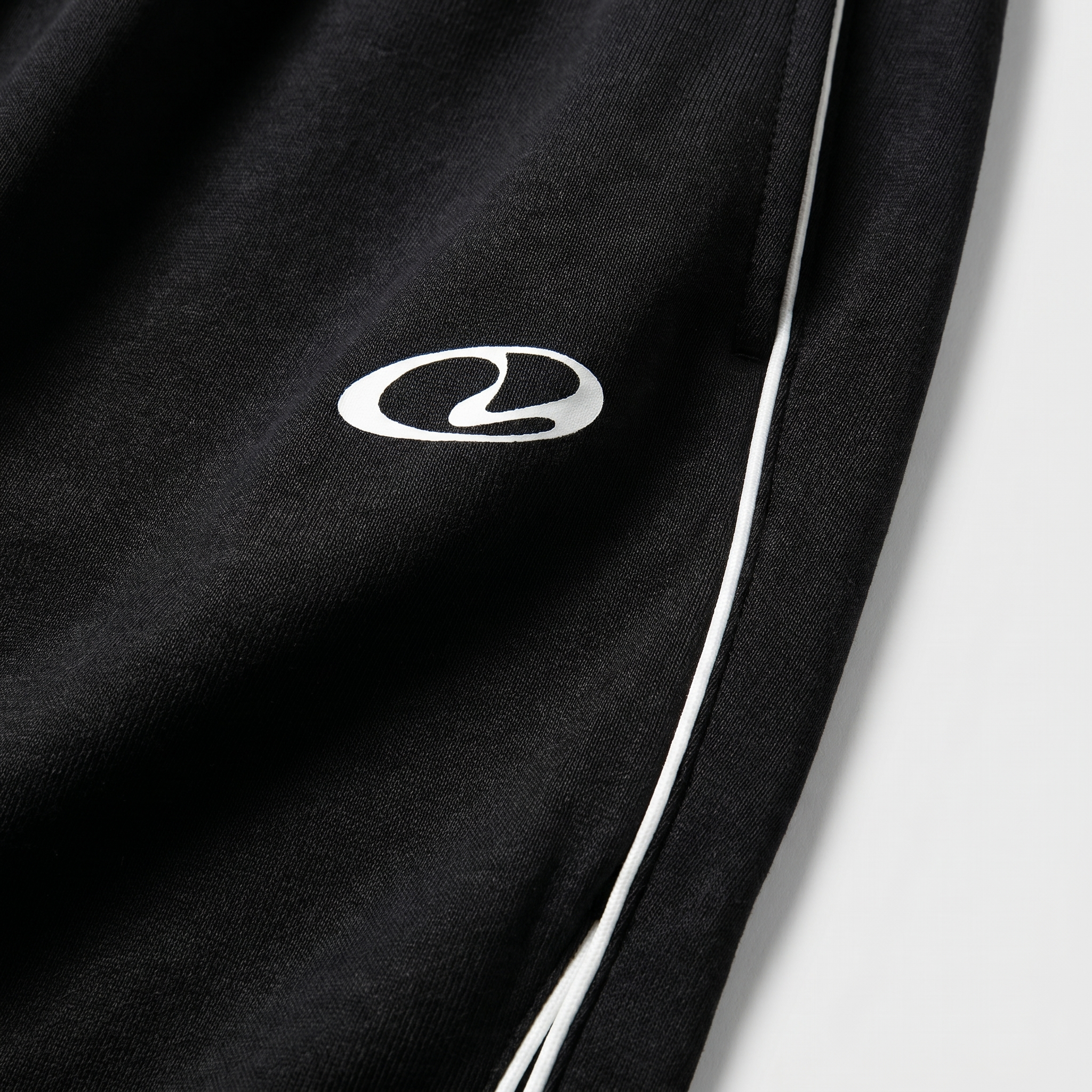 Unisex Vintage Polyester Joggers for All Season Comfort and Streetwear Style with Classic Sporty Fit