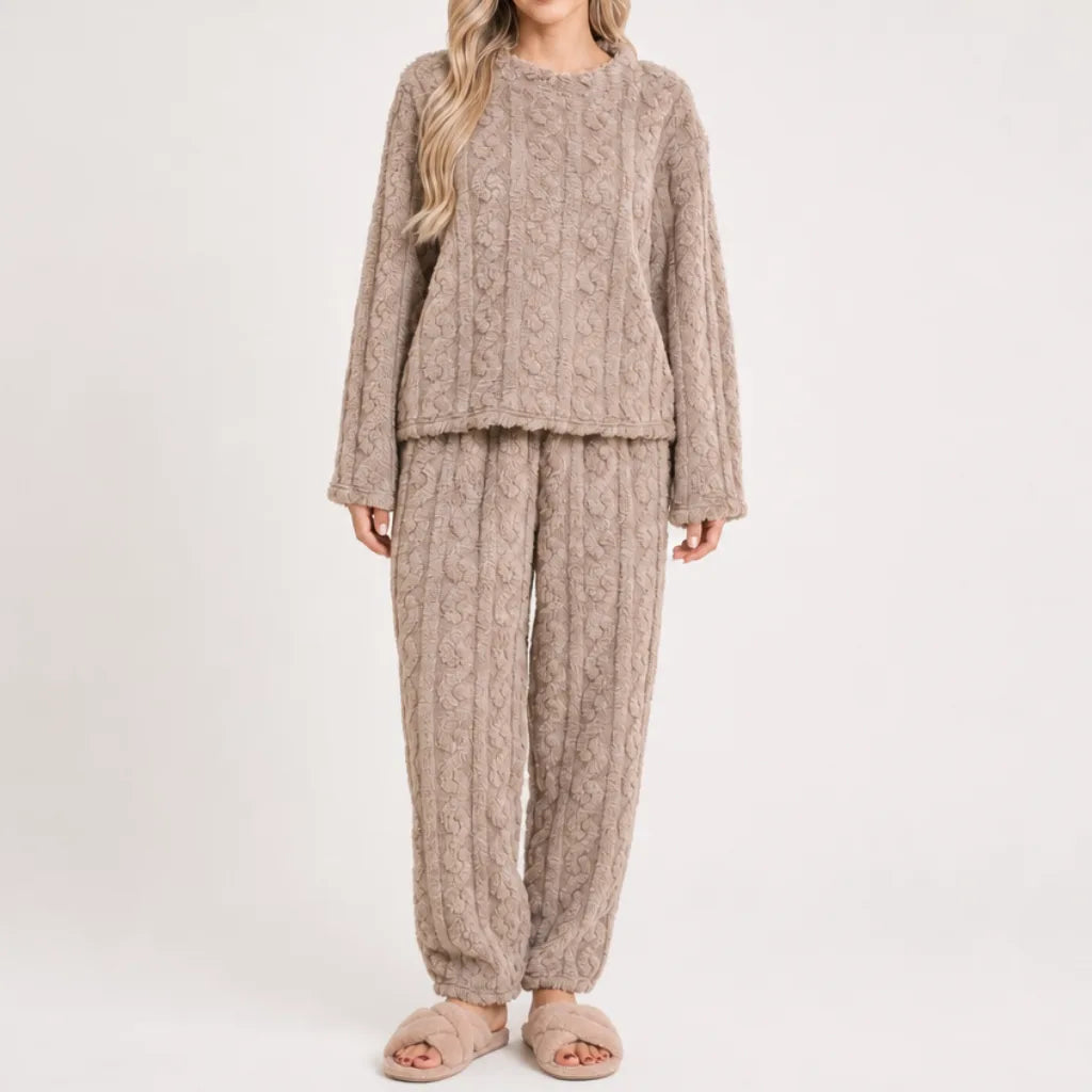 Women's Soft Fleece Pajama Set Cozy Loungewear