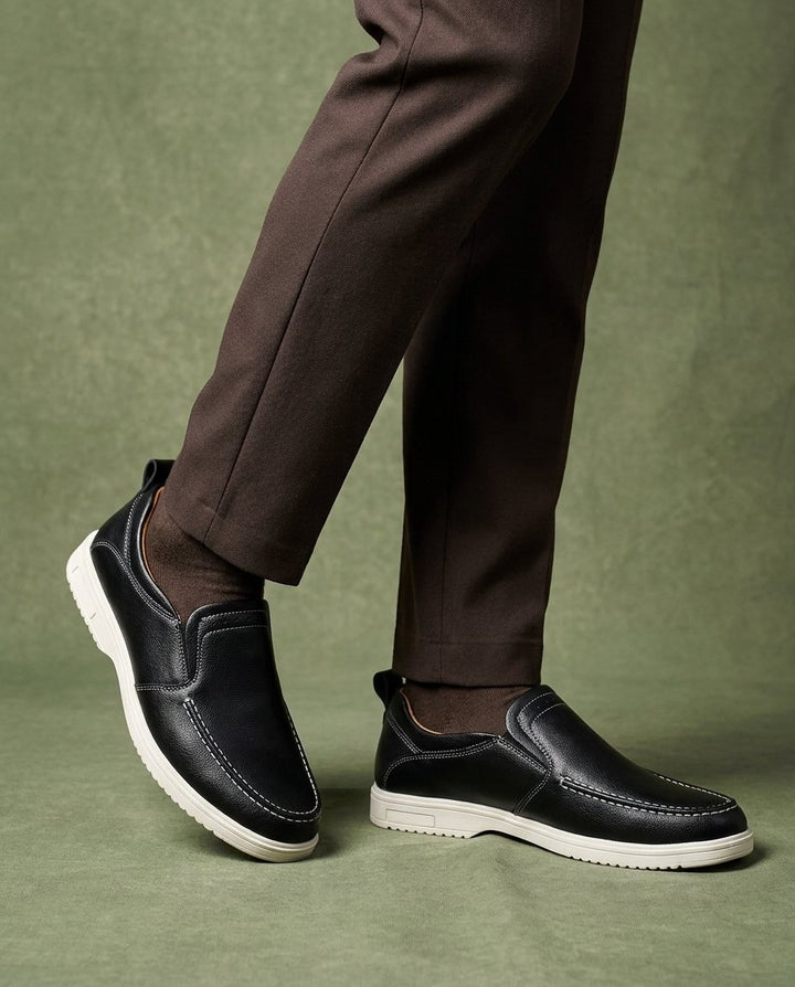 Men's Moc Toe Shoes for Casual Outdoor Style