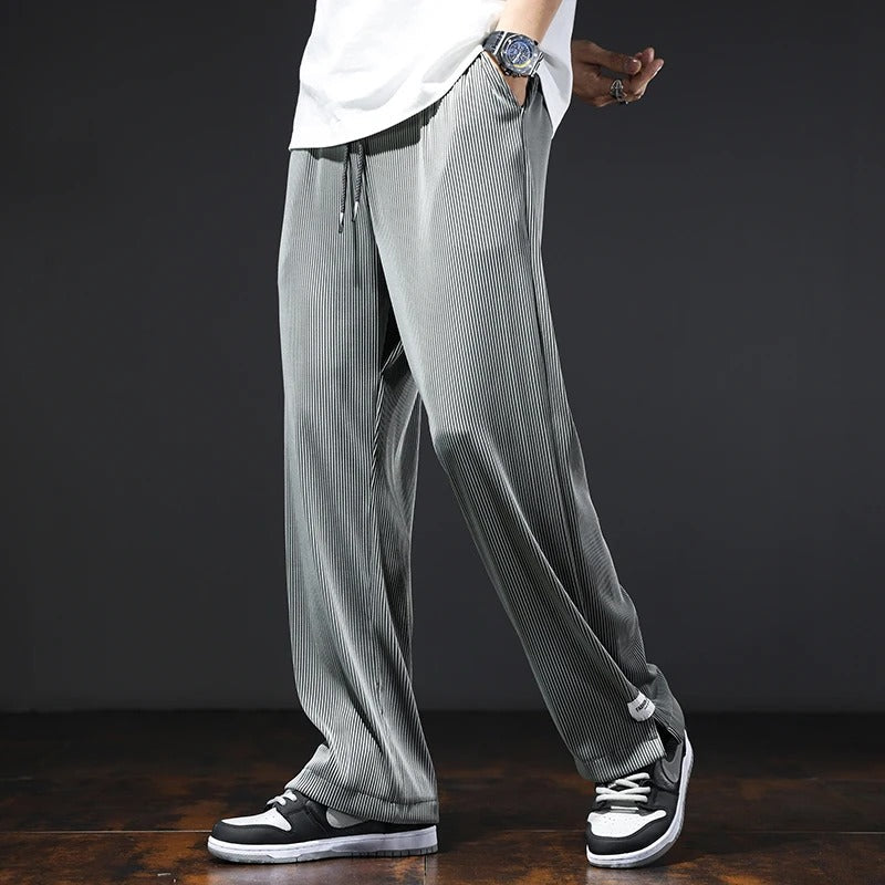 Men's CoolFit Trousers for Lightweight Everyday Comfort