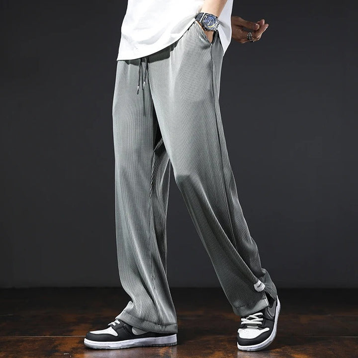 Men's CoolFit Trousers for Lightweight Everyday Comfort