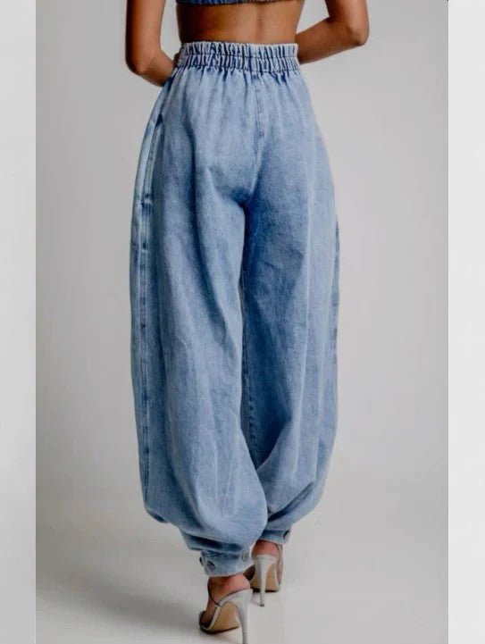 High-Waisted Pleated Baggy Jeans with Cuffed Hem