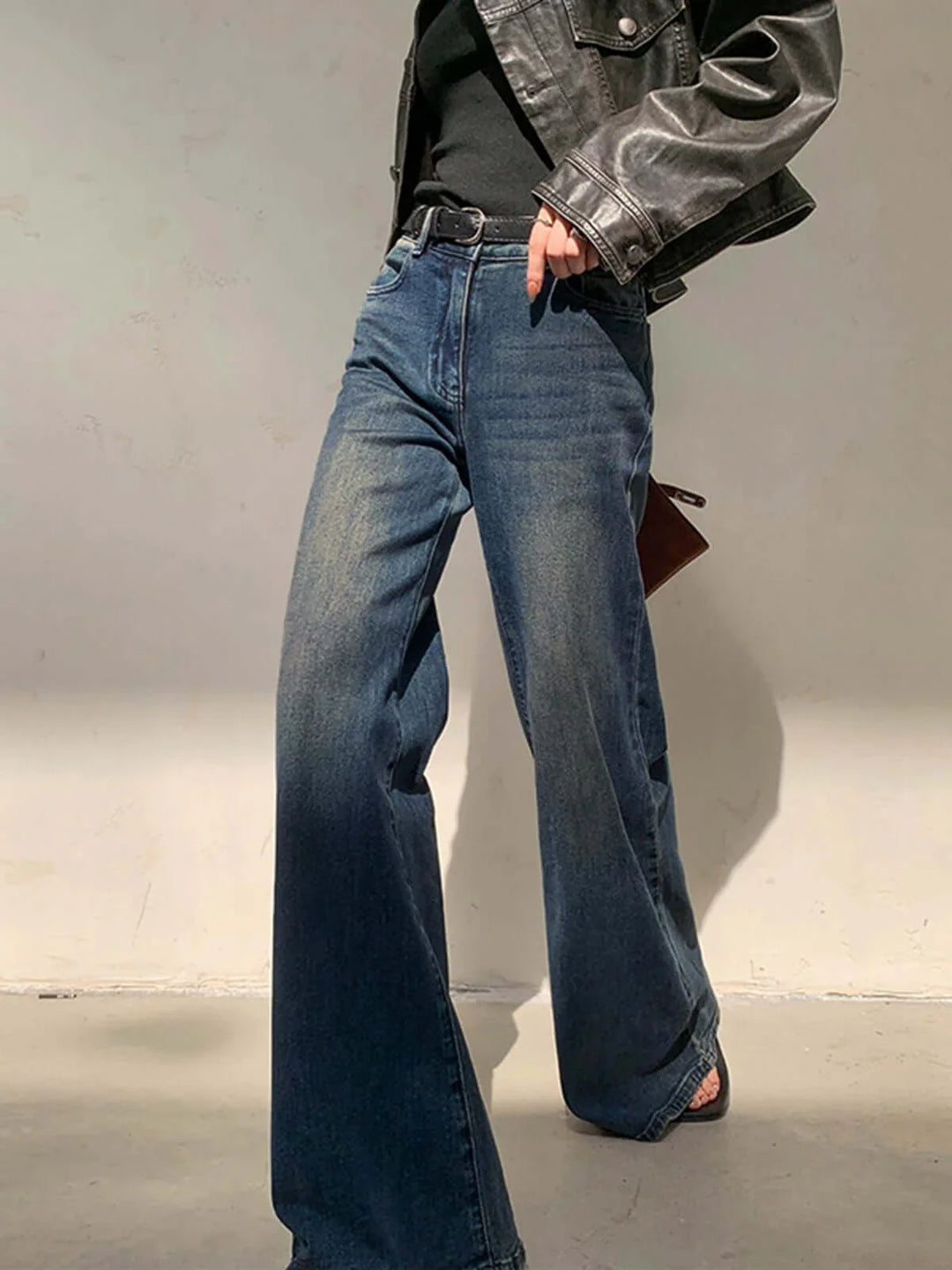 Vintage Wash High-Waisted Wide-Leg Denim Jeans