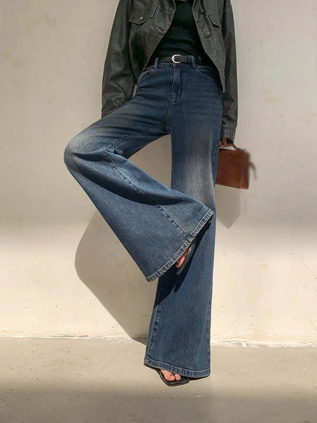 Vintage Wash High-Waisted Wide-Leg Denim Jeans