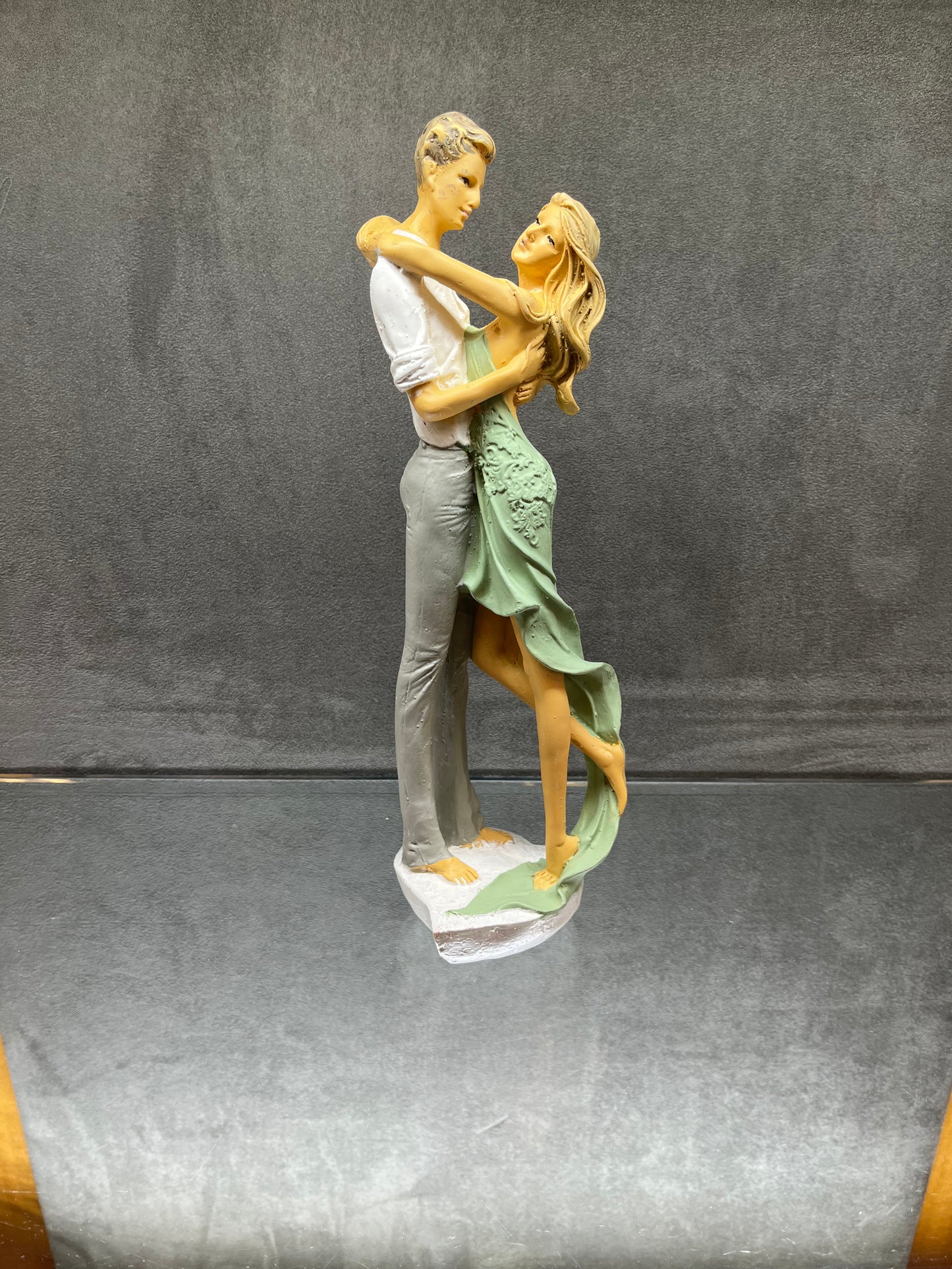 Sweetheart Statues, Romantic Love, Valentine, Wedding Anniversary Gift